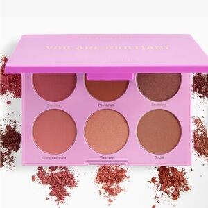RealHer Purple Blush Palette